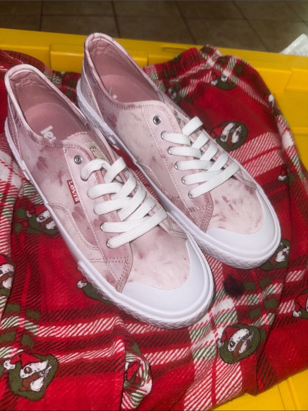 Levi's Light Pink Tie-Dye Canvas Low-Top Sneakers